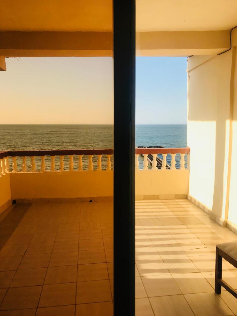 Atlanticoast Residence Bakau 外观 照片