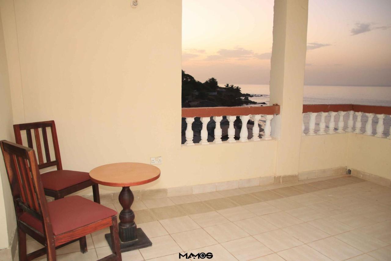 Atlanticoast Residence Bakau 外观 照片